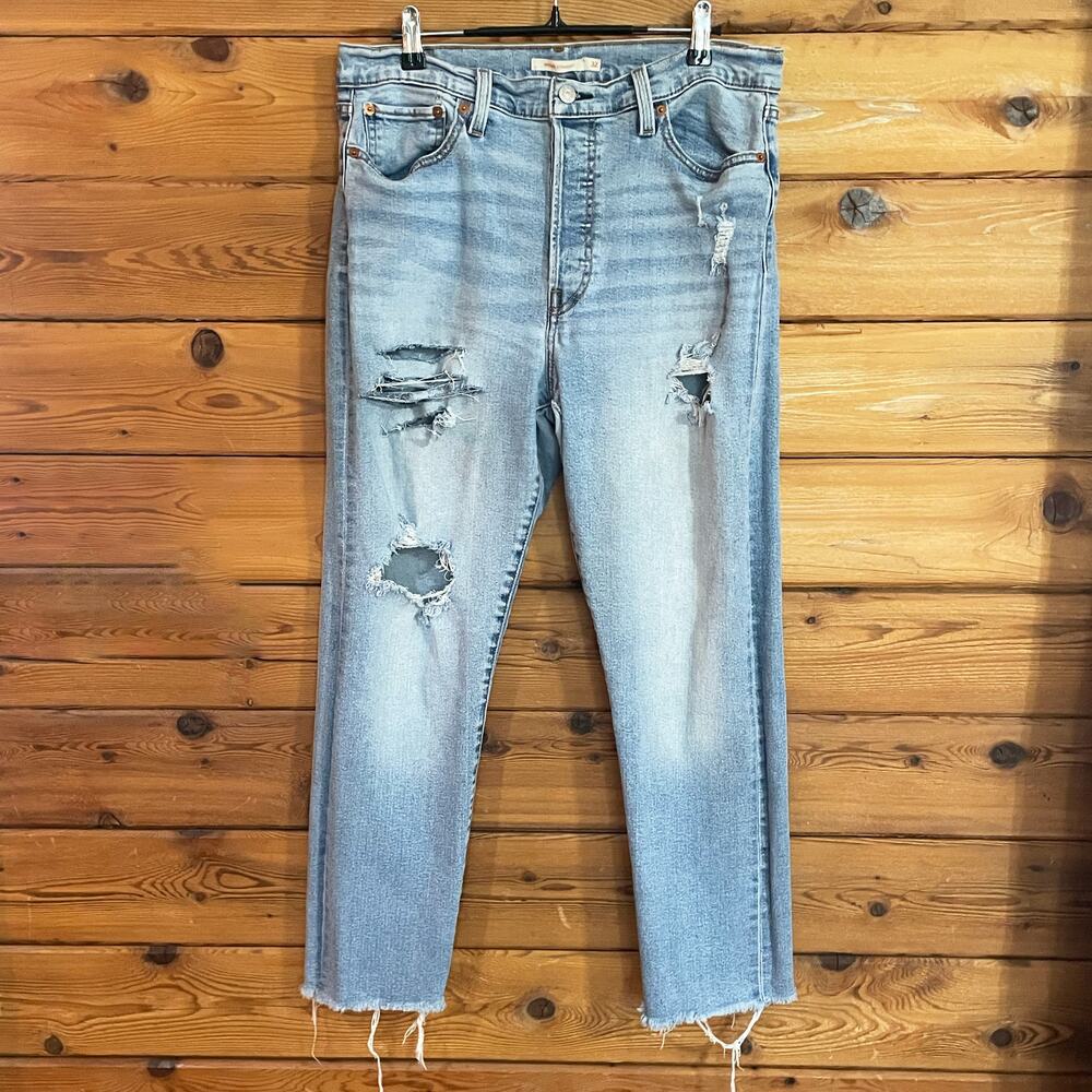 Levi's Wedgie Straight Jeans Distressed Button Fly Light Wash 32